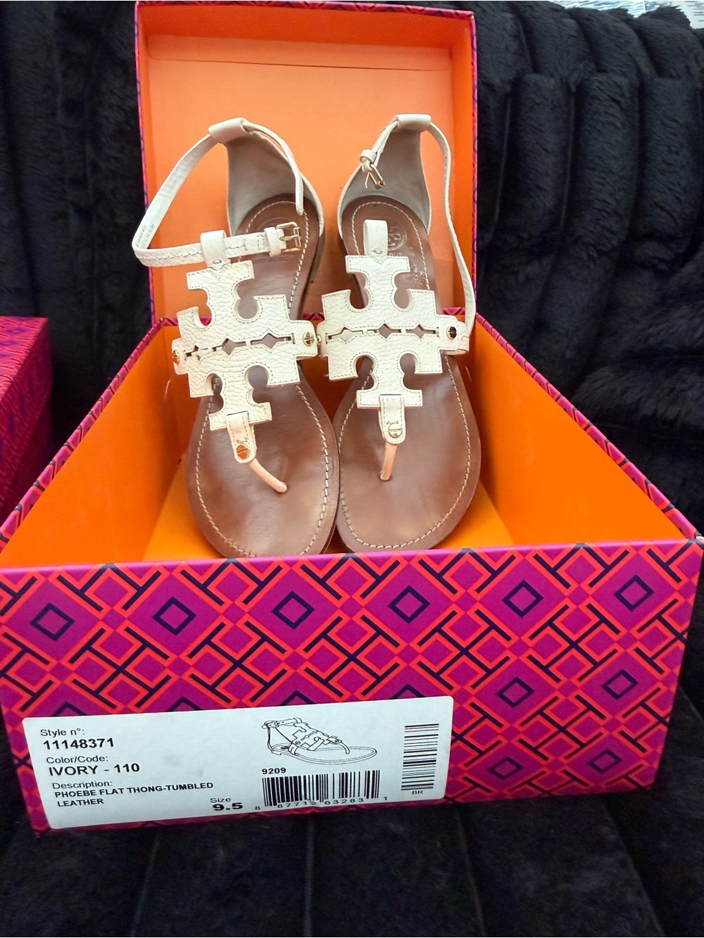 Authentic Tory Burch Ivory/White Leather Phoebe Thong Sandals Size 9.5